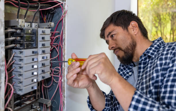 Best Circuit Breaker Repair  in Emeryville, CA